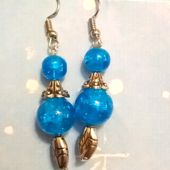 Blue and silver colored beaded earrings - Picture 1 of 1